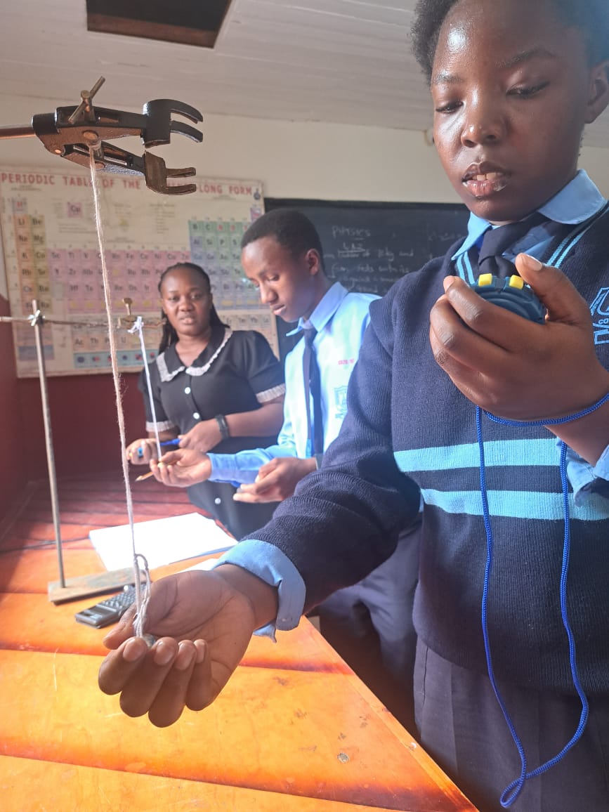 Physics and Chemistry integration: Timing experiments.